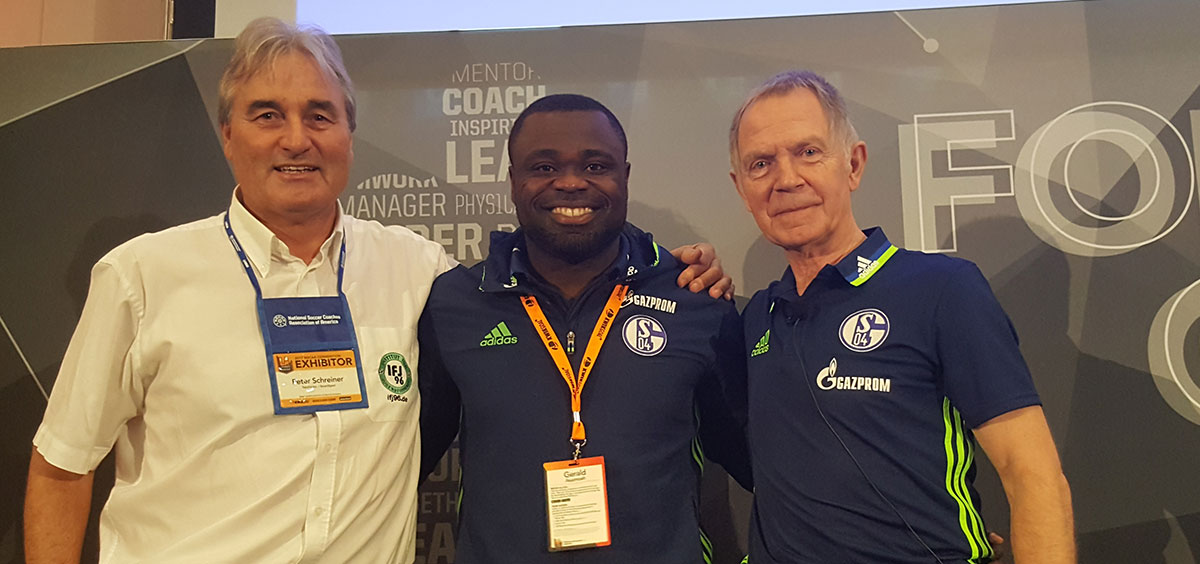 Bodo Menze and Gerald Asamoah (FC Schalke) and Peter Schreiner (former coach U19 FC Schalke)