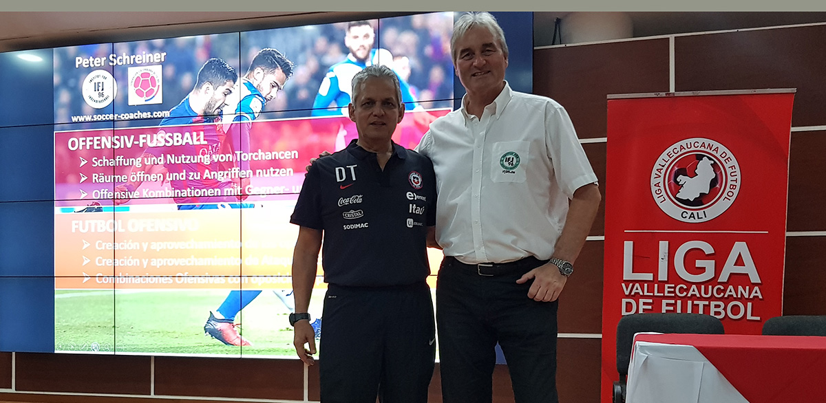 Reinaldo Rueda (National Coach of Chile) invited Peter Schreiner to hold 4 Seminars in Columbia.